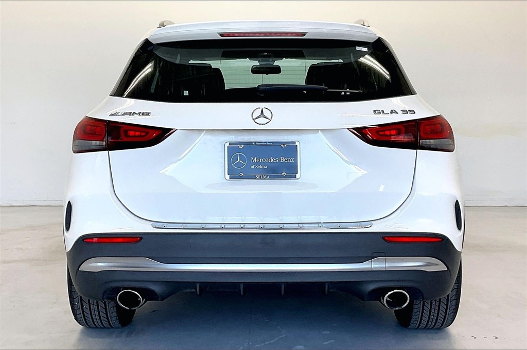 2022 Mercedes Benz GLA 35 AMG 4MATIC photo 4