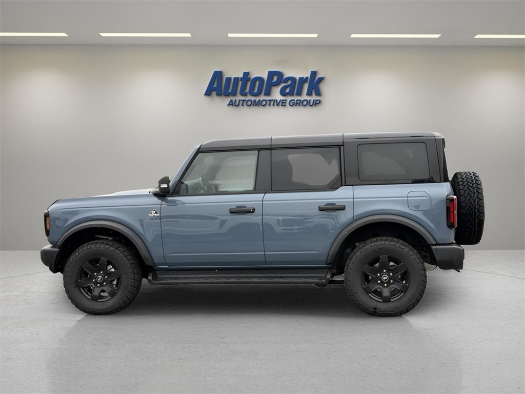 2025 Ford Bronco Outer Banks photo 4