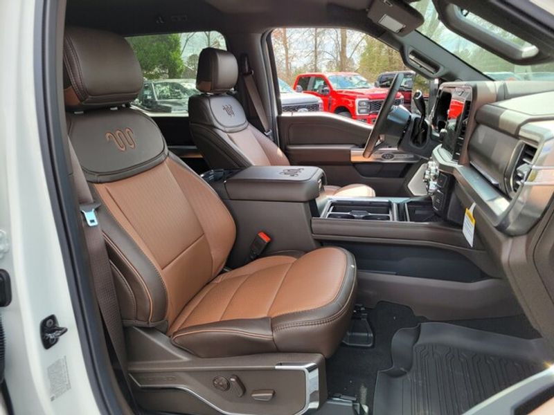 2025 Ford F-250 King Ranch photo 14