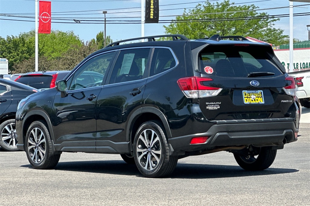 2023 Subaru Forester Limited photo 4