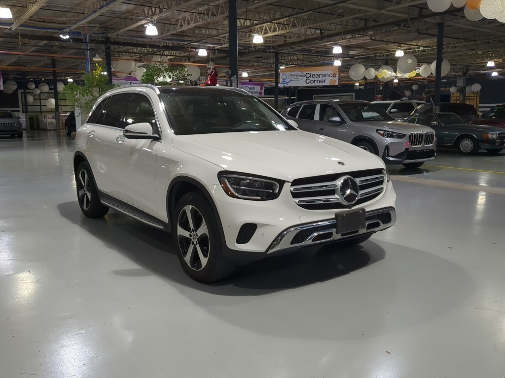 2021 Mercedes Benz GLC 300 4MATIC photo 3