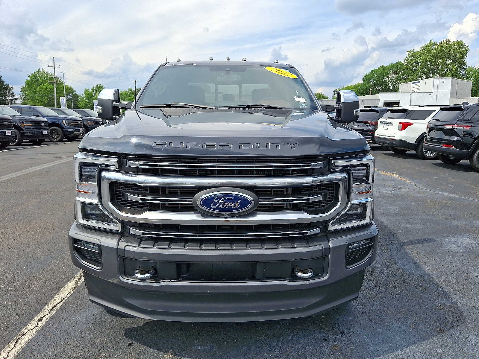 2022 Ford F-250 Platinum photo 2
