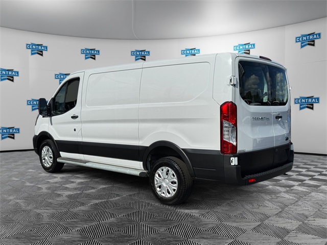 2024 Ford Transit photo 3