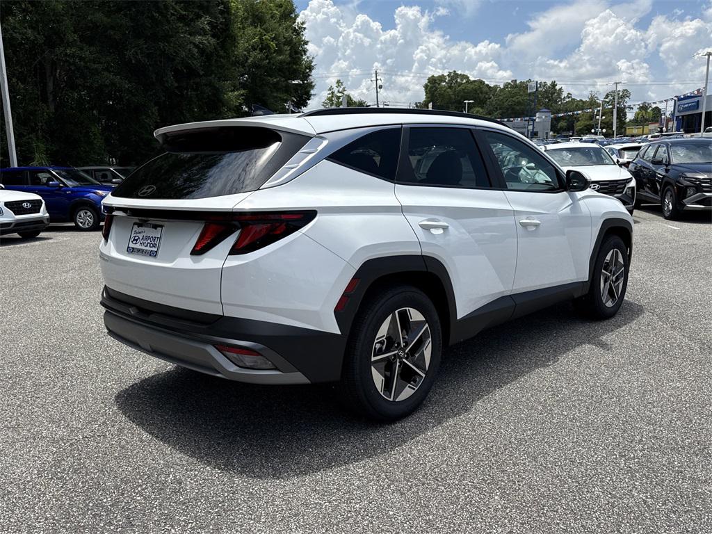 2025 Hyundai Tucson SEL photo 3