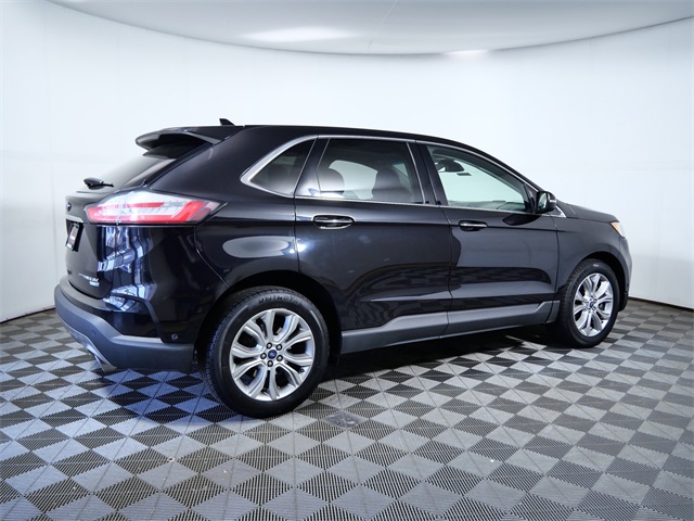 2019 Ford Edge Titanium photo 8