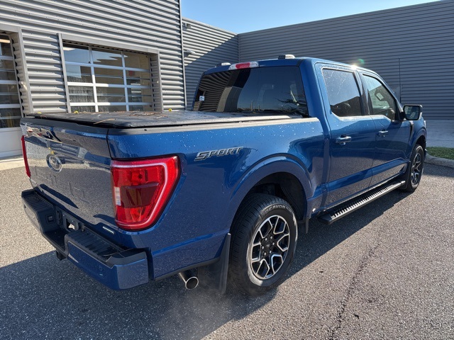 2022 Ford F-150 XLT photo 3