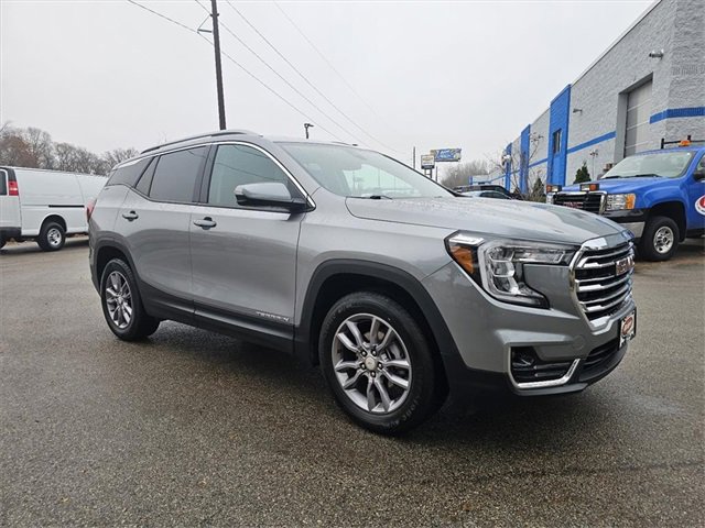 2024 Gmc Terrain SLT photo 3