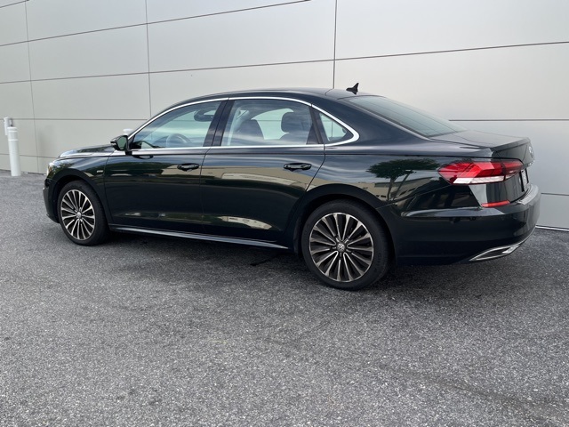 2022 Volkswagen Passat 2.0T Limited photo 16