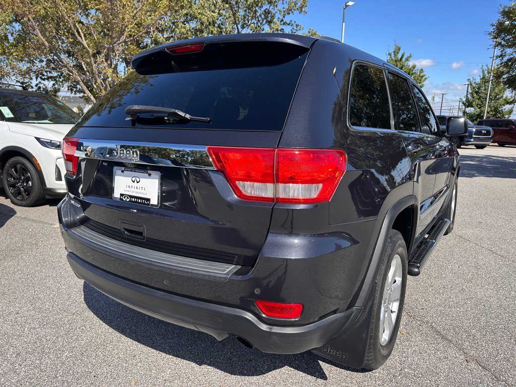 2012 Jeep Grand Cherokee Laredo photo 3