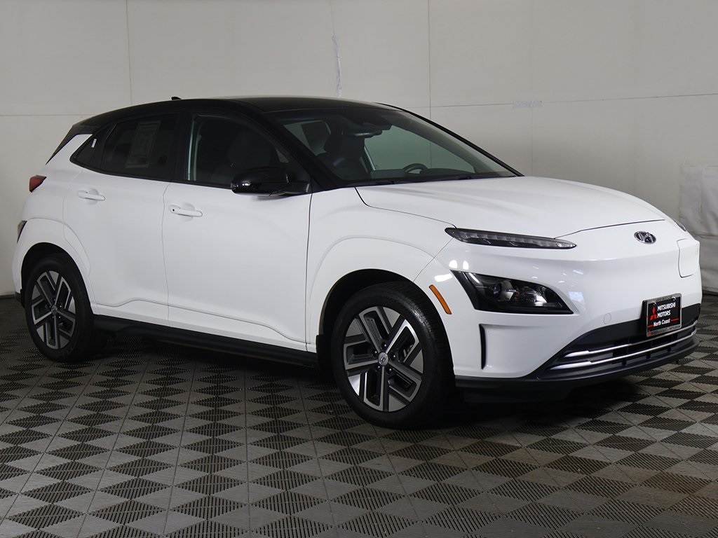 Used 2023 Hyundai Kona EV SE with VIN KM8K23AG5PU160812 for sale in Bedford, OH
