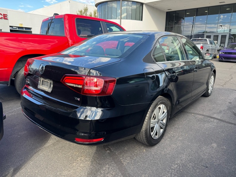 2017 Volkswagen Jetta 1.4T S photo 4