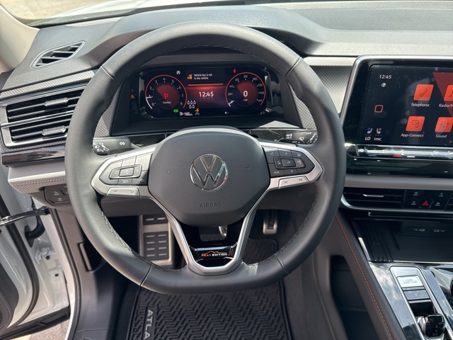 2025 Volkswagen Atlas Peak Edition SE photo 29