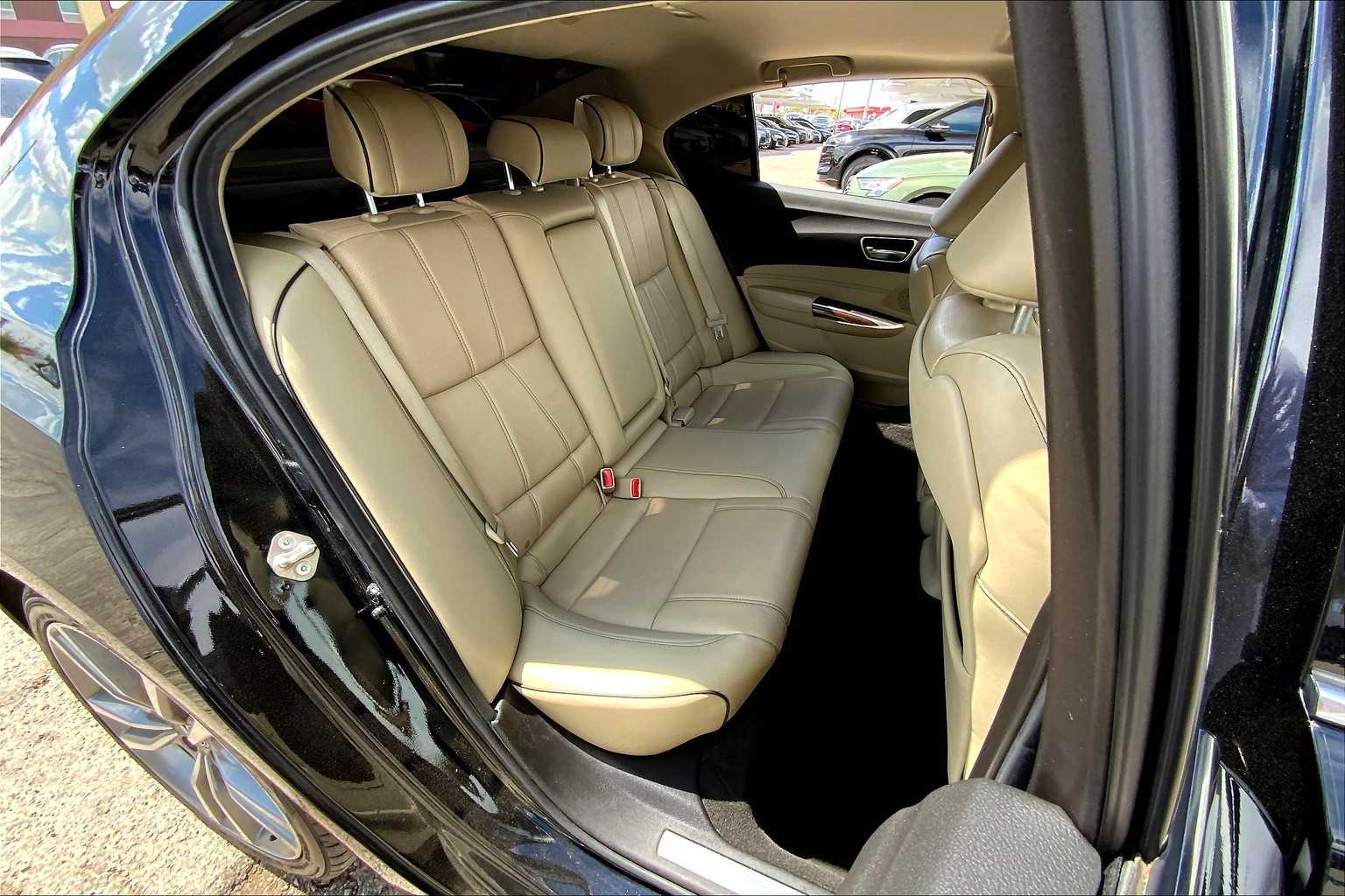 2020 Acura TLX Technology photo 18