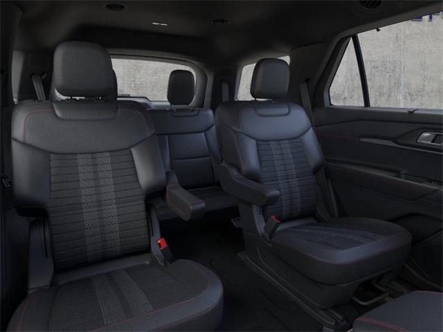 2025 Ford Explorer ST-Line photo 6