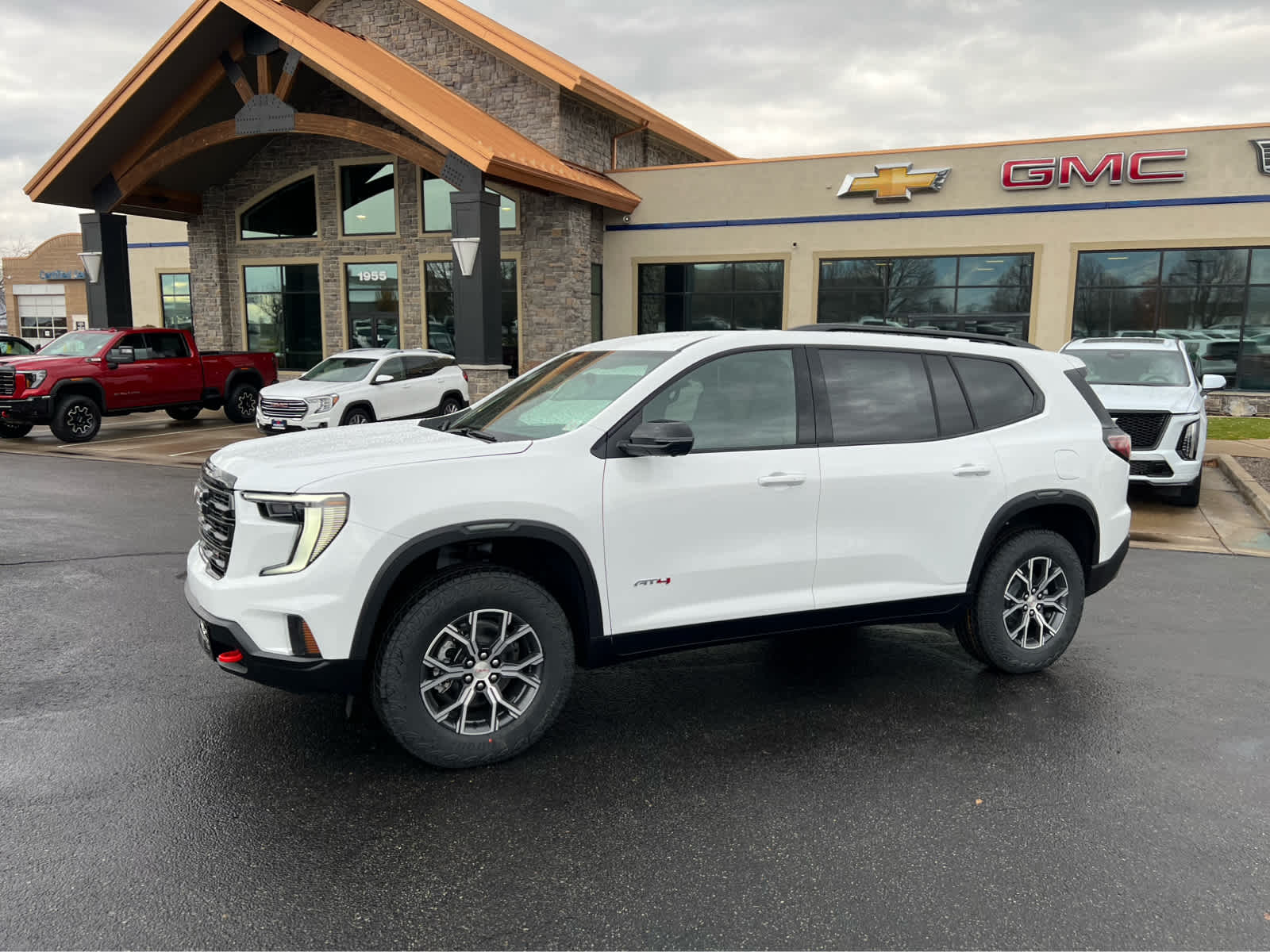 2026 GMC Acadia AT4's photo