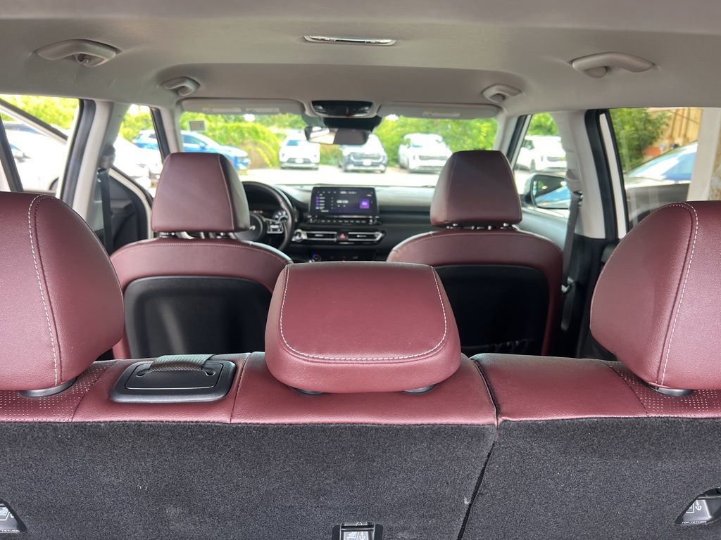 2023 Kia Seltos SX photo 12