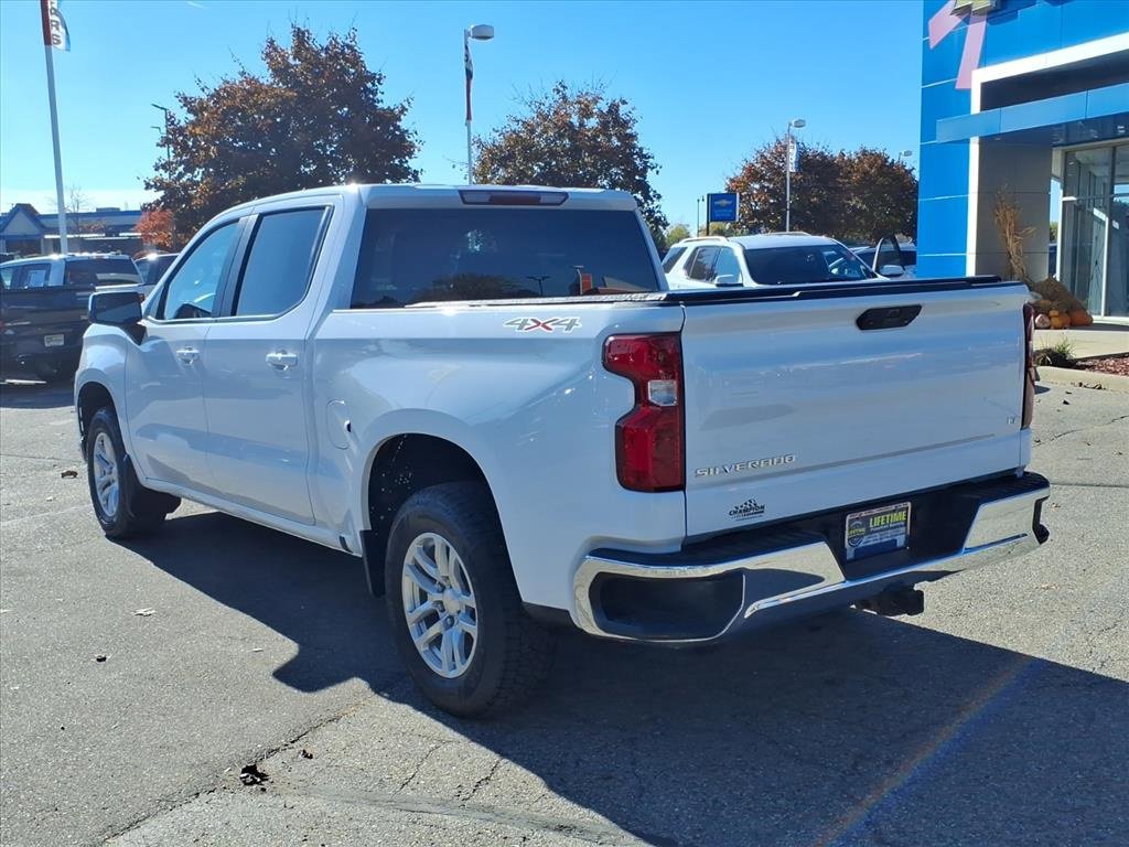 2019 Chevrolet Silverado 1500 LT photo 4