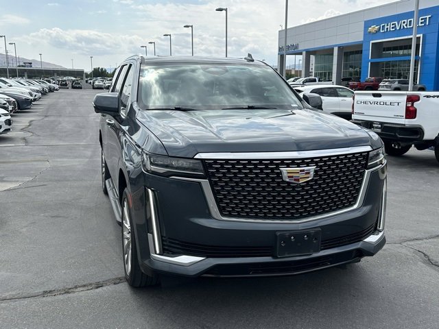 2021 Cadillac Escalade Premium Luxury photo 2