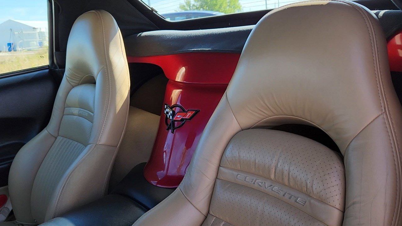 2004 Chevrolet Corvette Base photo 6