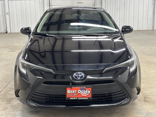 Used 2024 Toyota Corolla LE with VIN JTDBCMFE6R3030593 for sale in Northfield, Minnesota