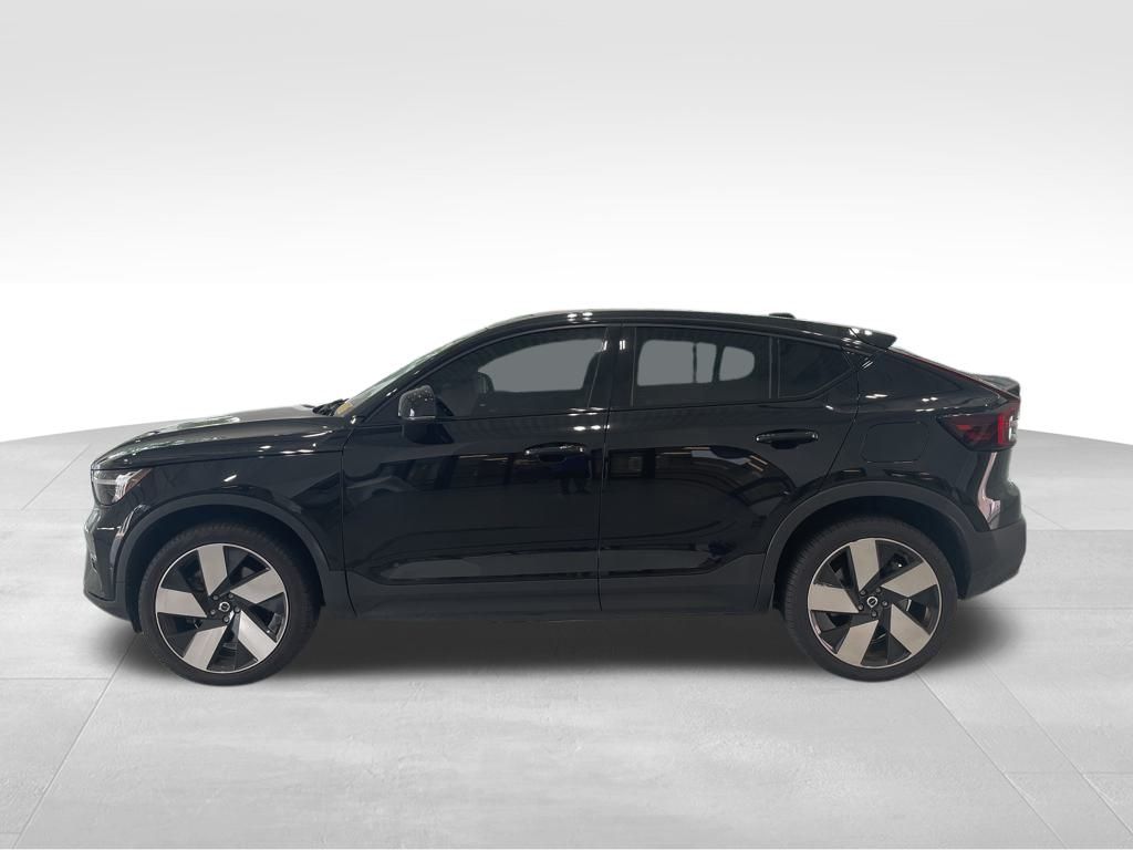 2023 Volvo C40 Recharge Ultimate photo 4
