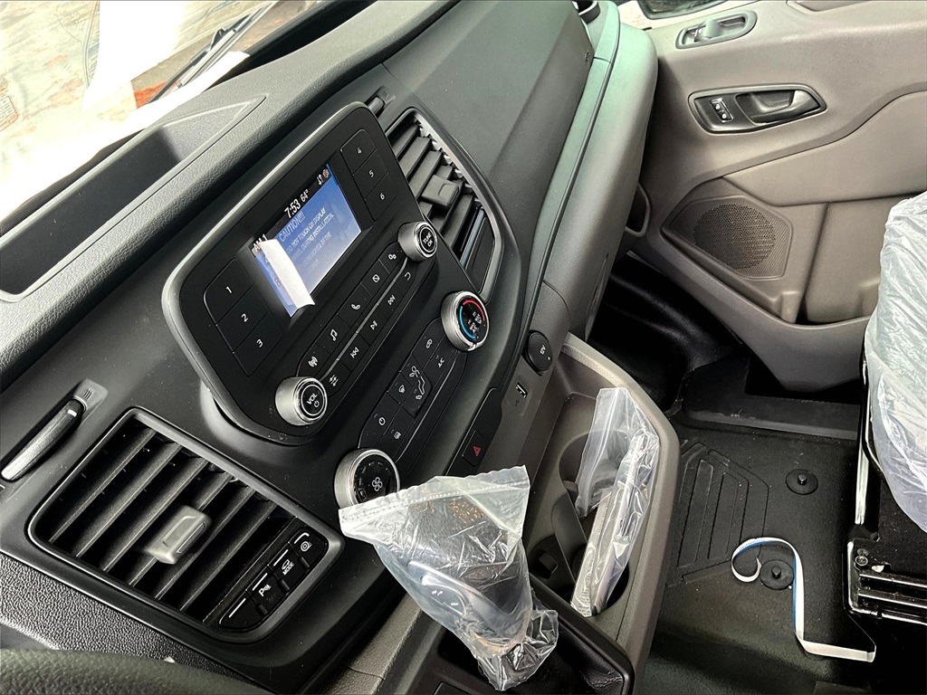 2025 Ford Transit photo 8