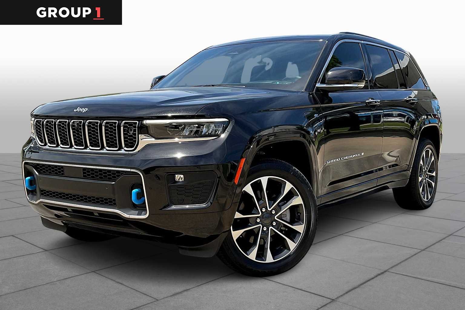 2023 Jeep Grand Cherokee Overland 4xe's photo