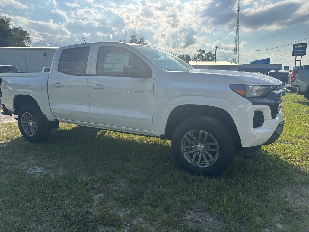2026 Chevrolet Colorado LT photo 3