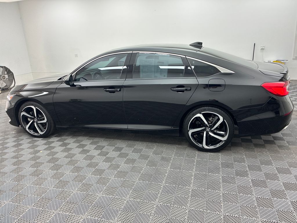 2022 Honda Accord Sport 2.0T photo 4