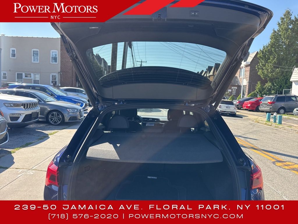 2023 Audi Q3 S line Premium photo 22