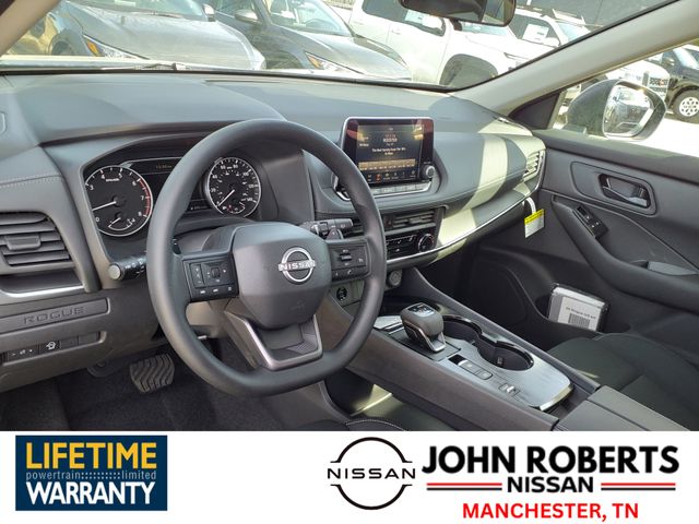 2025 Nissan Rogue S photo 4