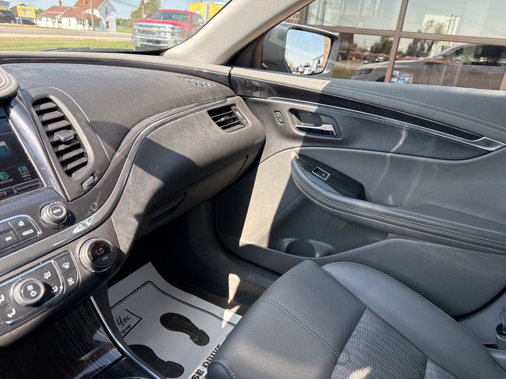 2016 Chevrolet Impala 2LT photo 30