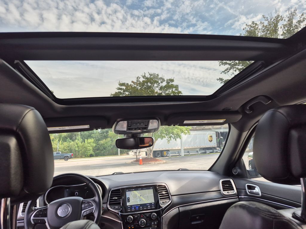 2022 Jeep Cherokee Limited photo 13