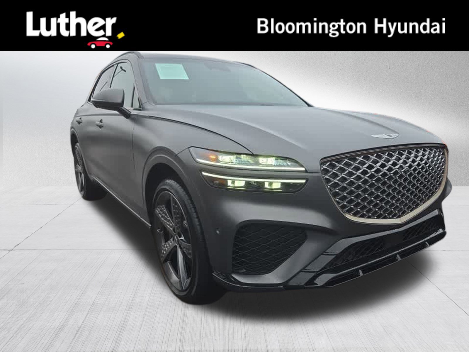 2024 GENESIS GV70 Standard's photo