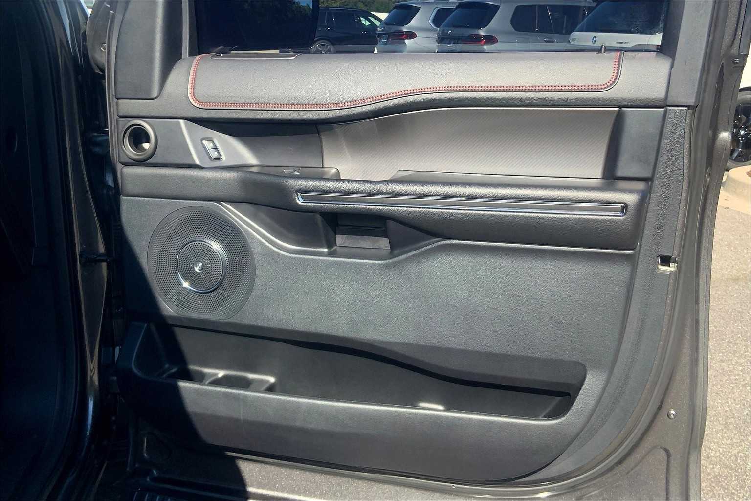 2021 Ford Expedition Limited photo 23