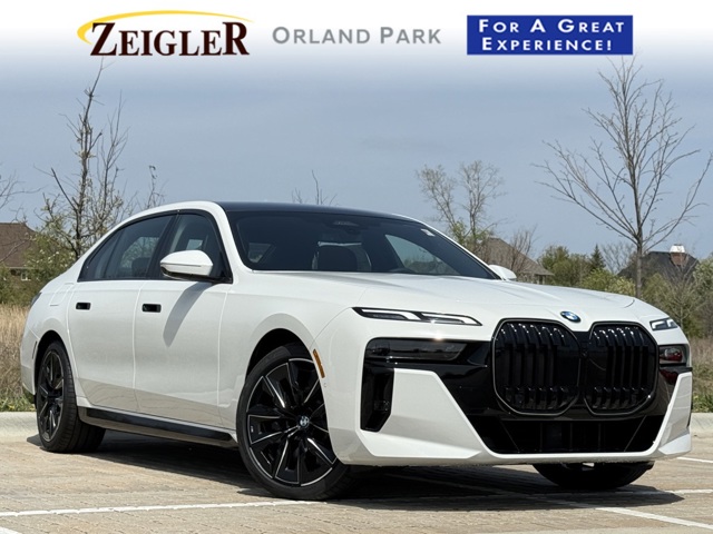 2025 BMW 7 Series 760i's photo