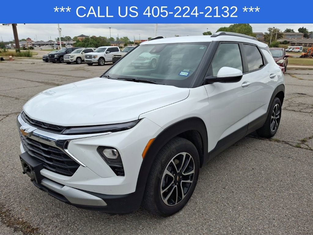 2025 Chevrolet Trailblazer LT photo 4