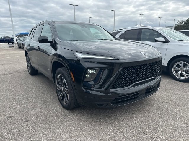 2025 Buick Enclave Sport Touring photo 2