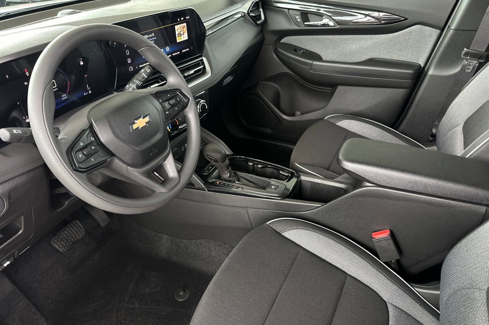 2026 Chevrolet Trailblazer LT photo 4