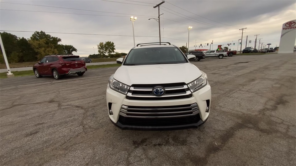 2018 Toyota Highlander Hybrid Limited photo 3