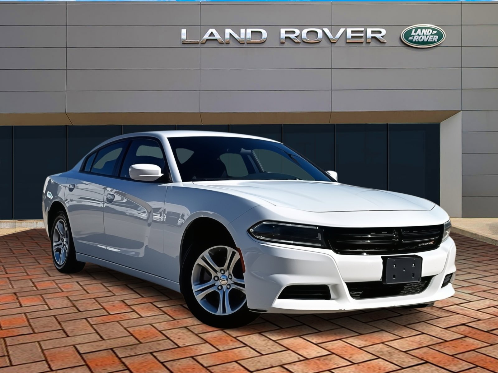 2022 Dodge Charger SXT photo 2