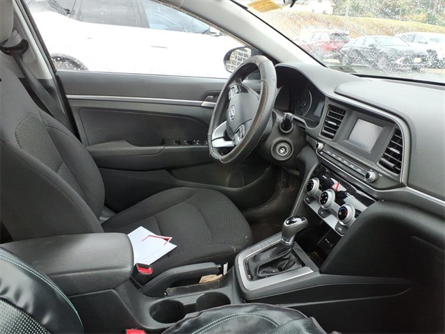 2019 Hyundai Elantra SE photo 13