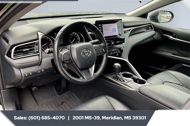 2024 Toyota Camry SE photo 11