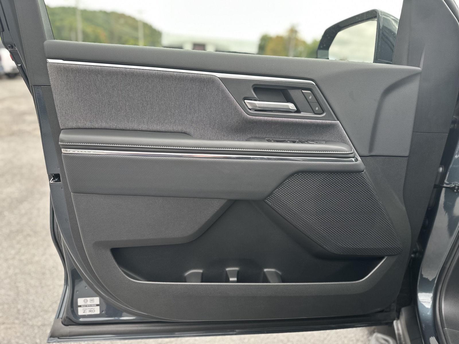 2026 Gmc Sierra Elevation photo 13