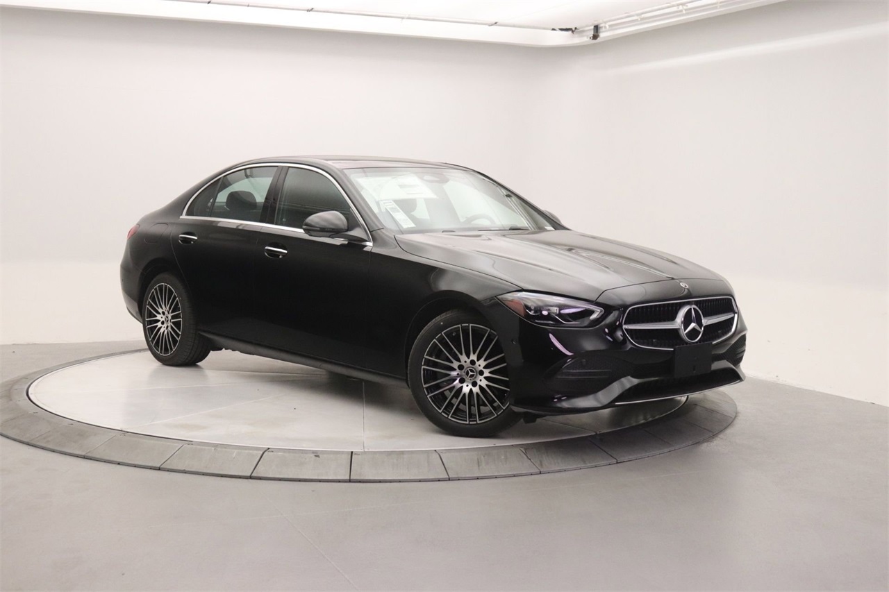 2025 Mercedes-Benz C-Class Sedan C 300's photo