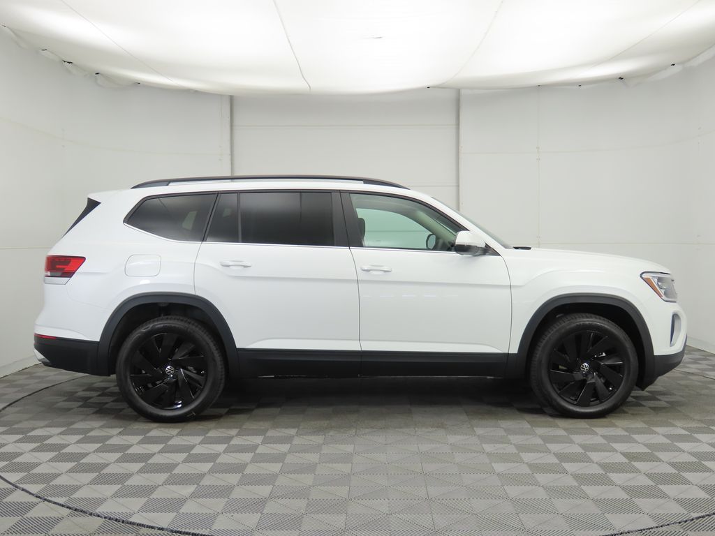 2026 Volkswagen Atlas SE Technology photo 5