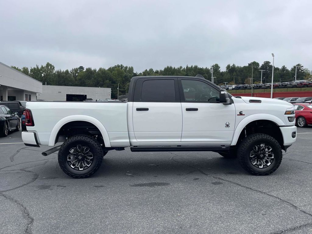 2025 Ram 2500 Big Horn photo 8