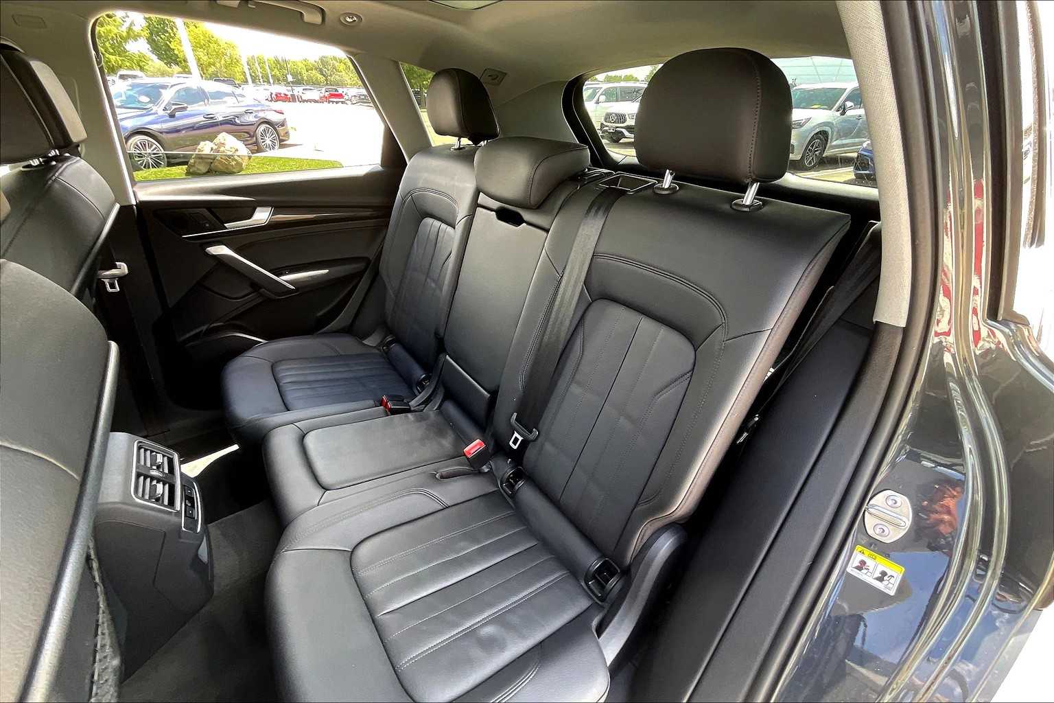 2018 Audi Q5 Premium photo 18