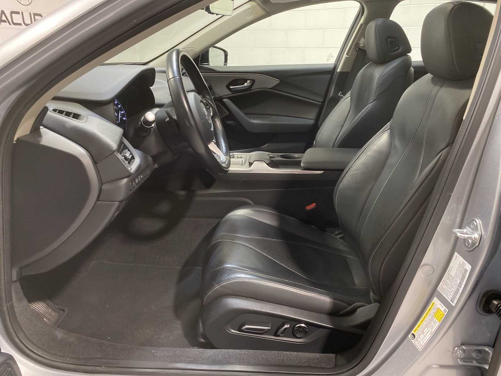 2023 Acura TLX Technology photo 2