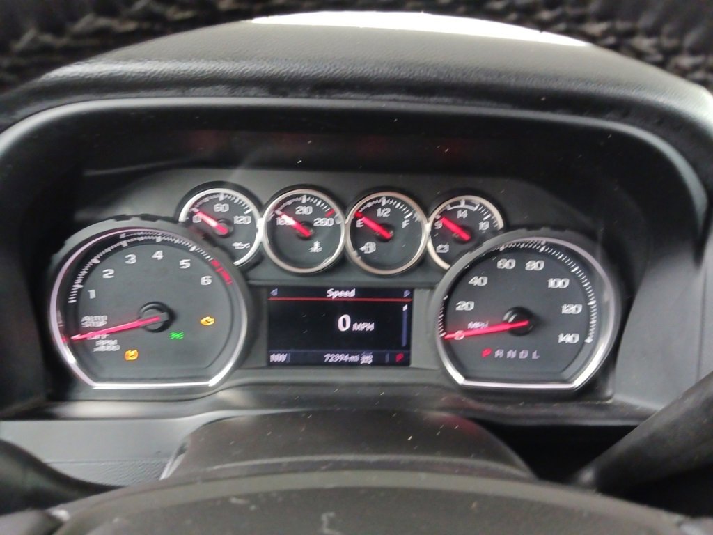 2021 Chevrolet Silverado LT photo 17